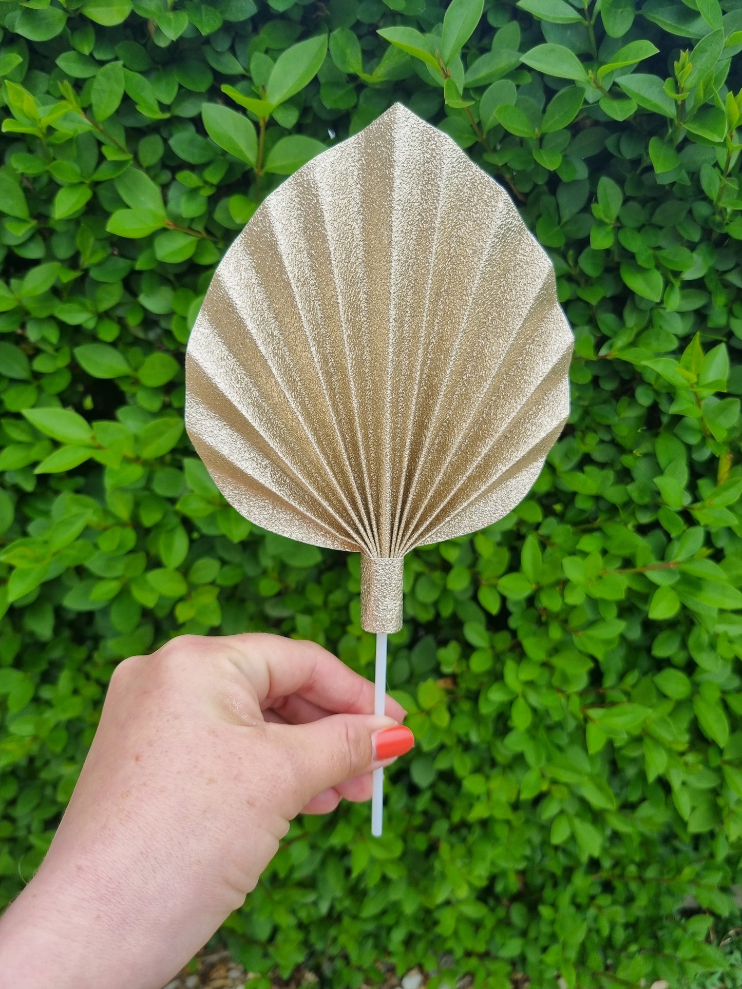 Medium palm spear (Handmade to order)