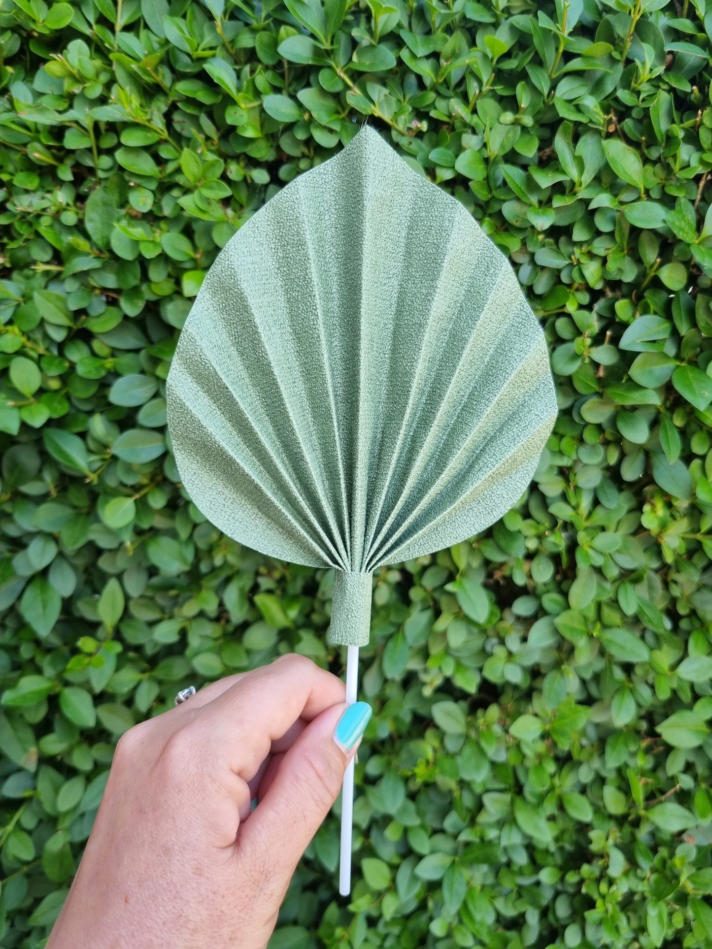 Small palm spear (Handmade to order)