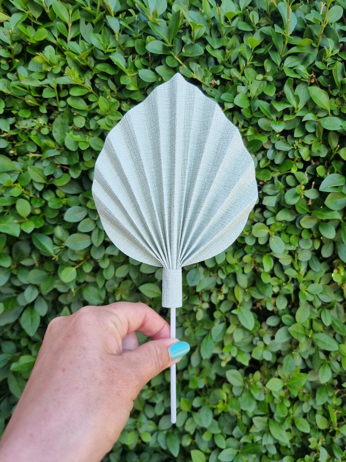 Small palm spear (Handmade to order)