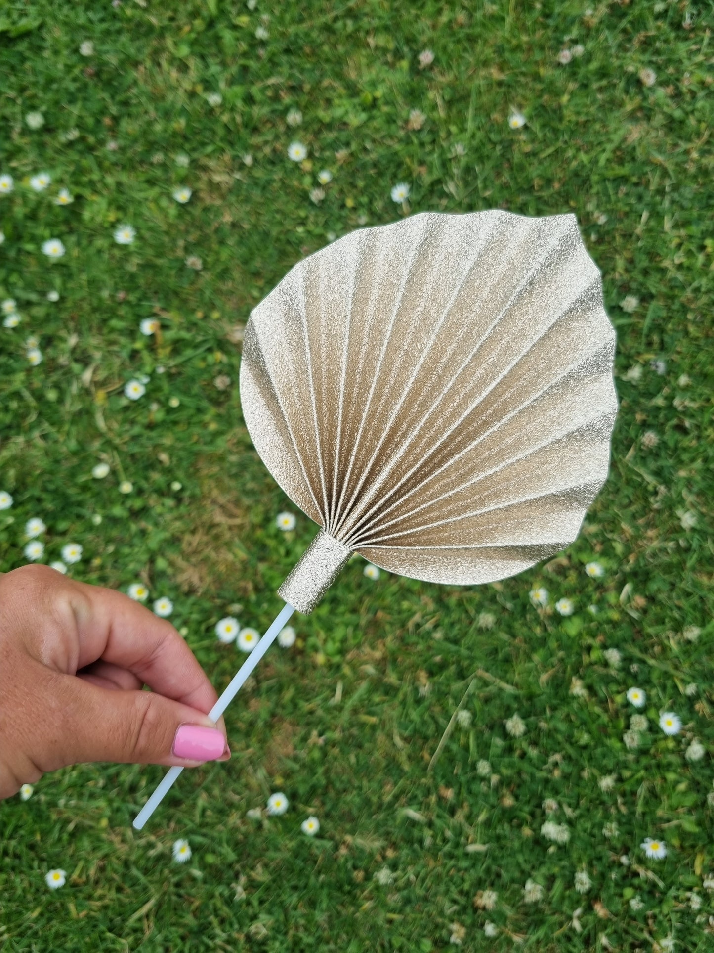 Small palm spear (Handmade to order)