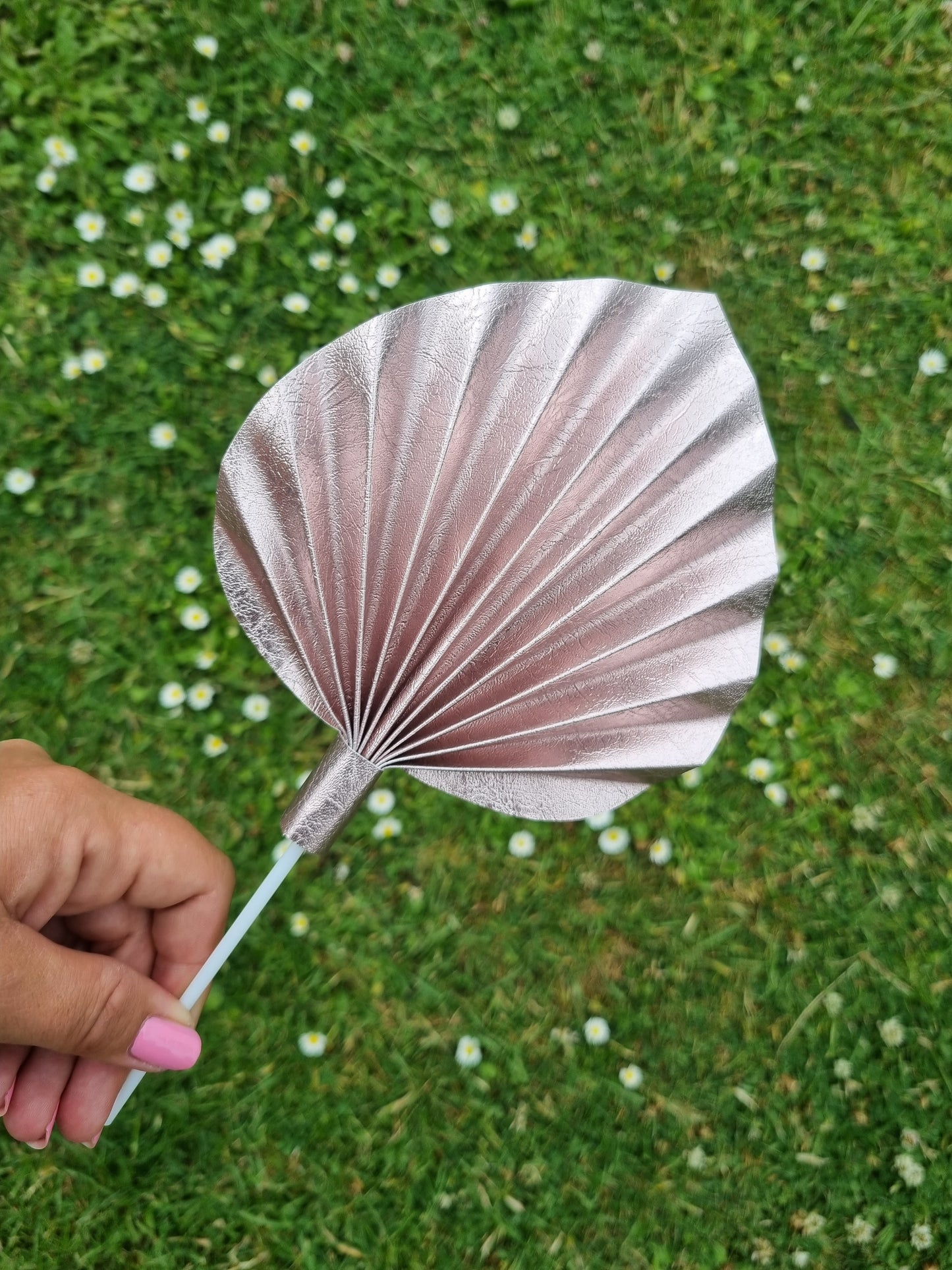 Medium palm spear (Handmade to order)