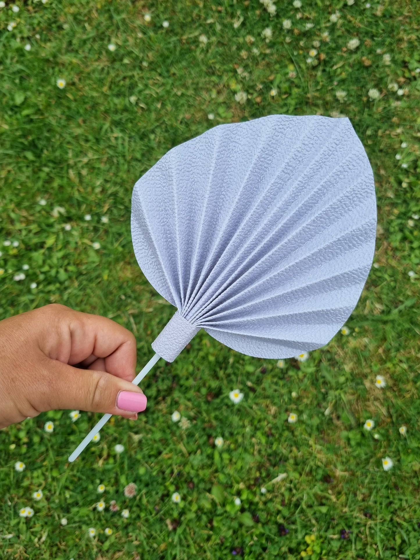 Medium palm spear (Handmade to order)