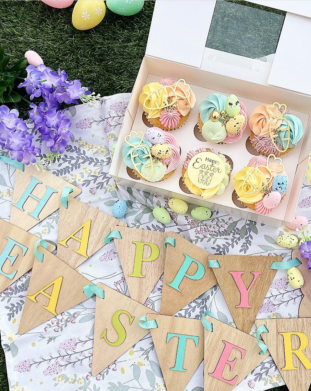 Easter toppers x12 (Style 1)