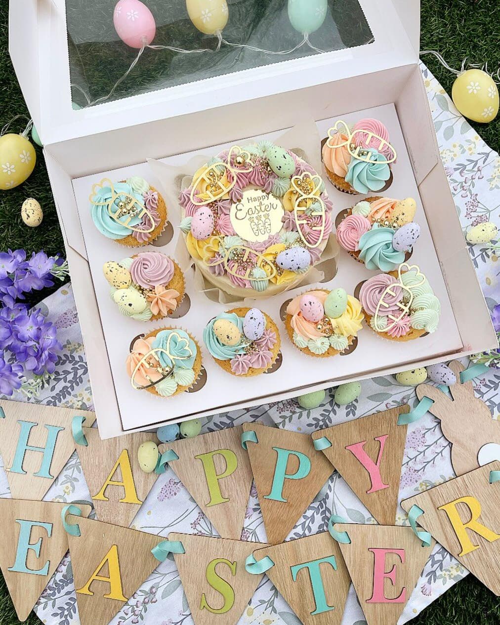 Easter toppers x12 (Style 1)